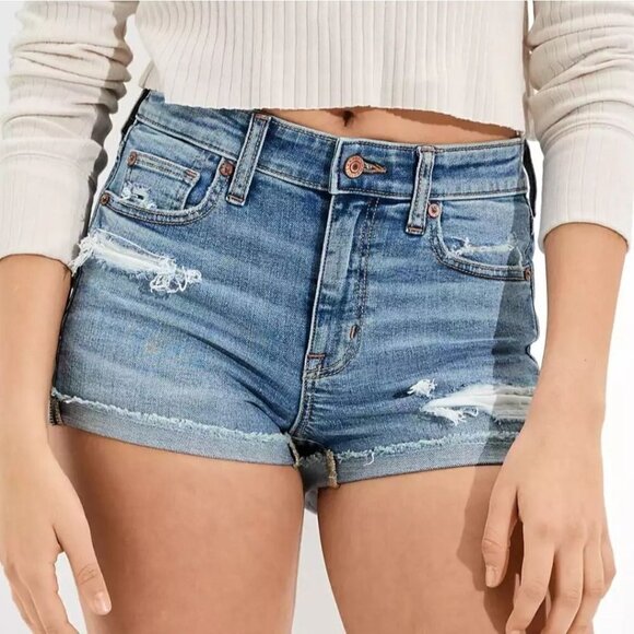 American Eagle Midi Distressed Denim Shorts Size 4 - Picture 1 of 8